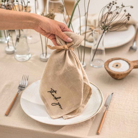 Elevate Your Table Settings with 100% Linen Accessories | MagicLinen