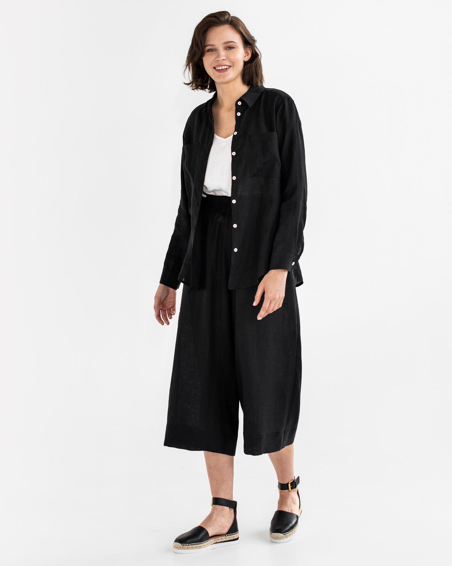 Long-sleeved linen shirt CALPE in Black - MagicLinen