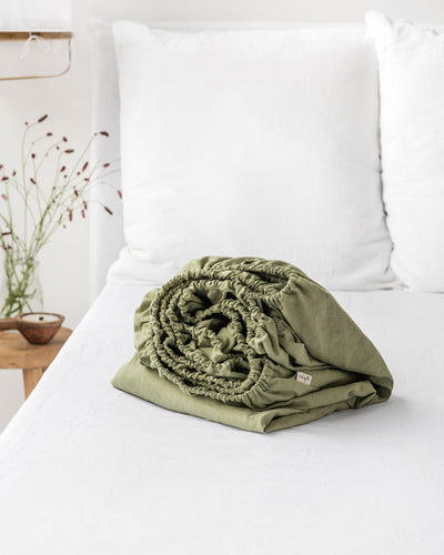 Sage linen-cotton fitted sheet - MagicLinen