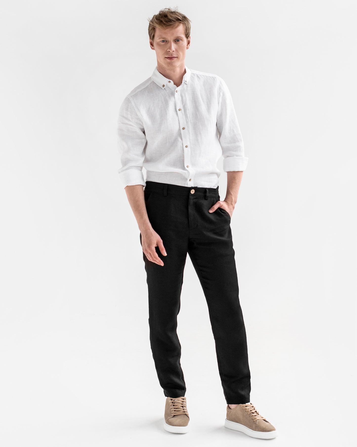 Regular straight leg men's linen pants SOGLIO in Black - MagicLinen