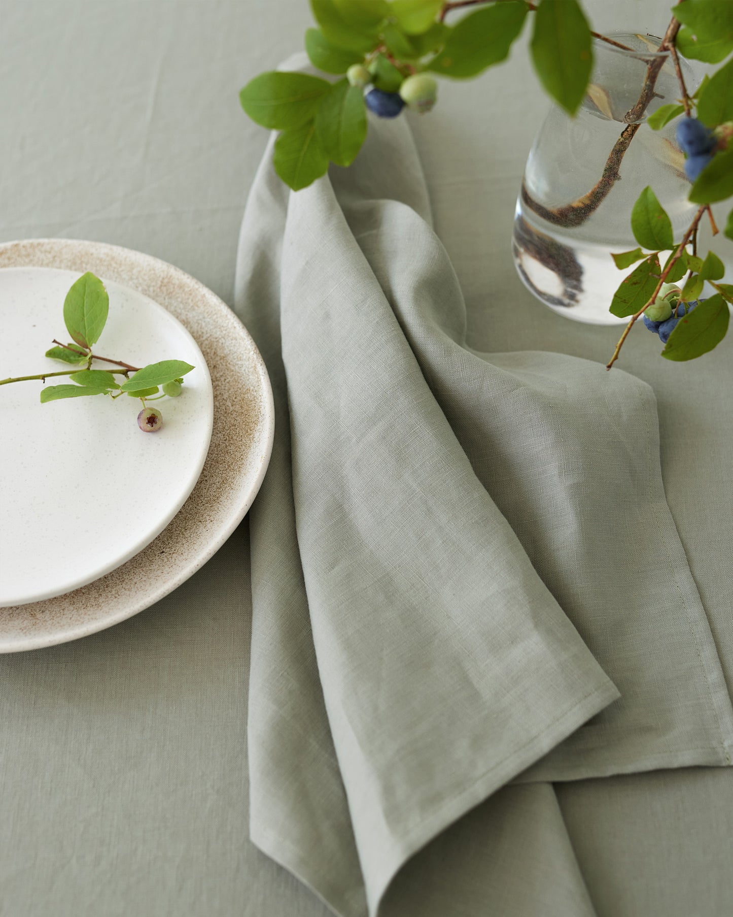 Tischdecke aus natürlichem Gingham-Leinen