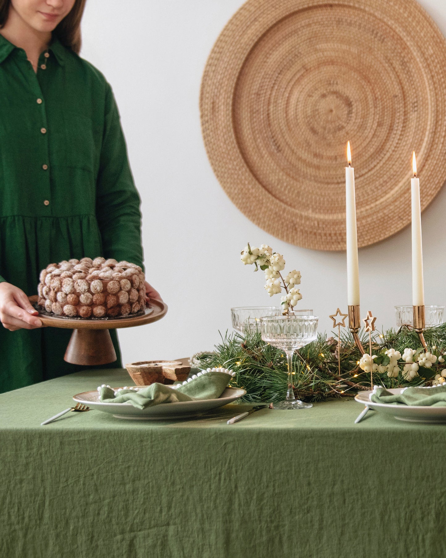 Pom pom trim linen napkin set of 2 in Forest green - MagicLinen