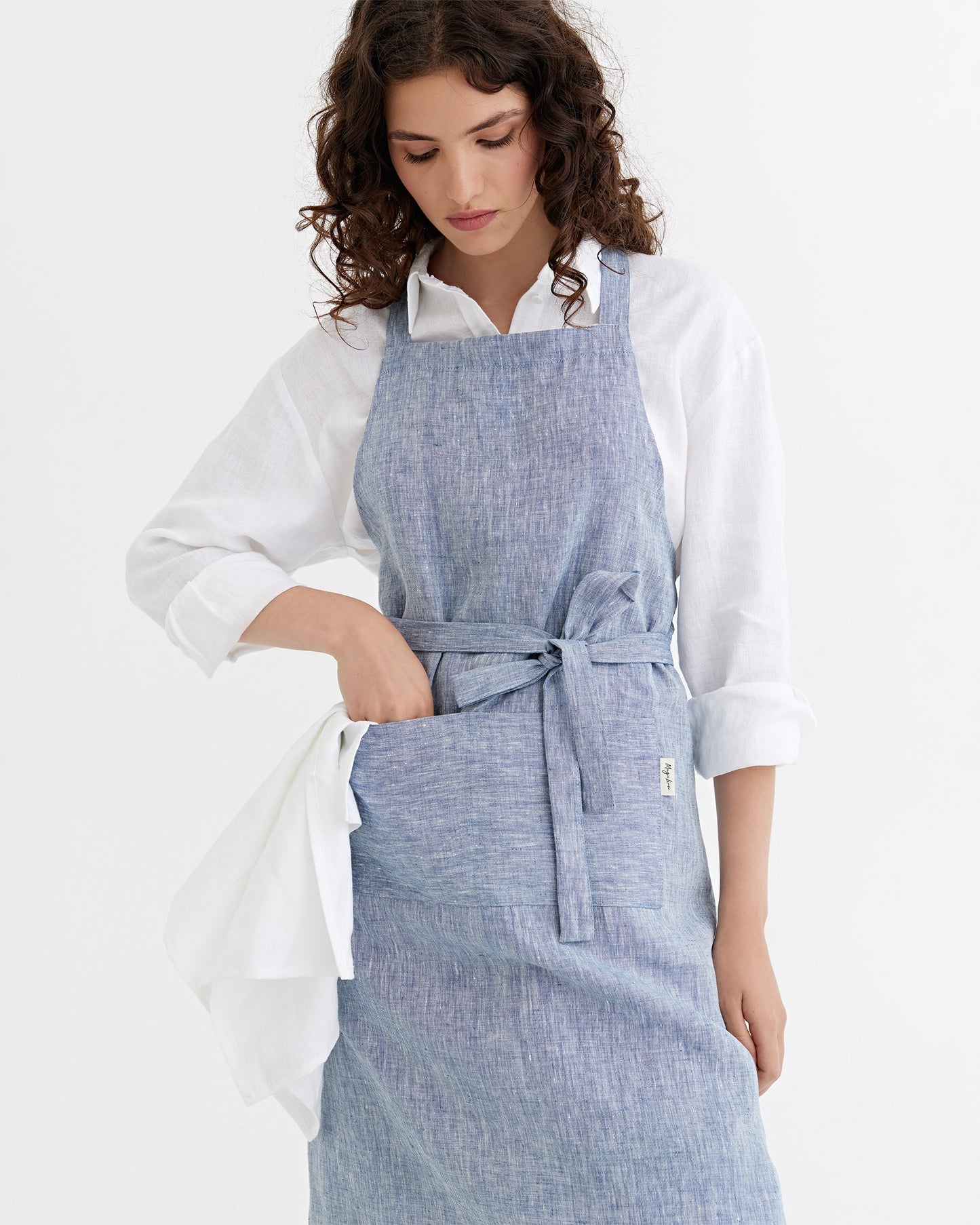 Linen bib apron in Blue melange | MagicLinen