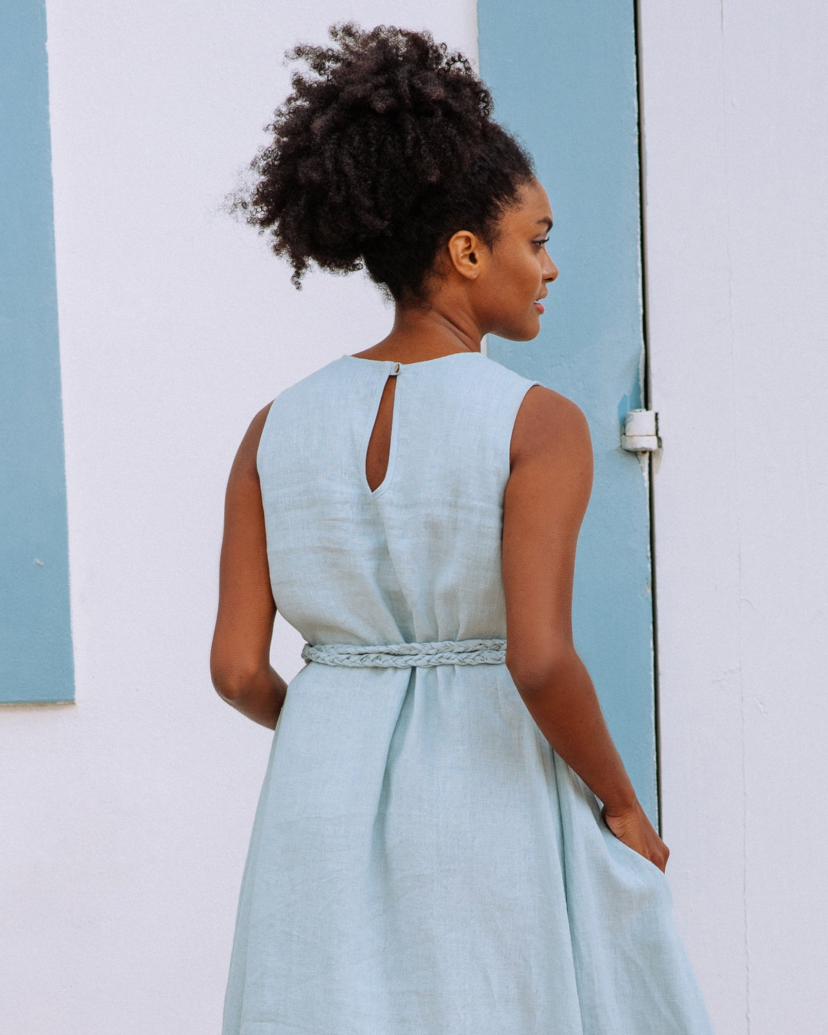 Breezy linen dress NIDA in dusty blue - MagicLinen