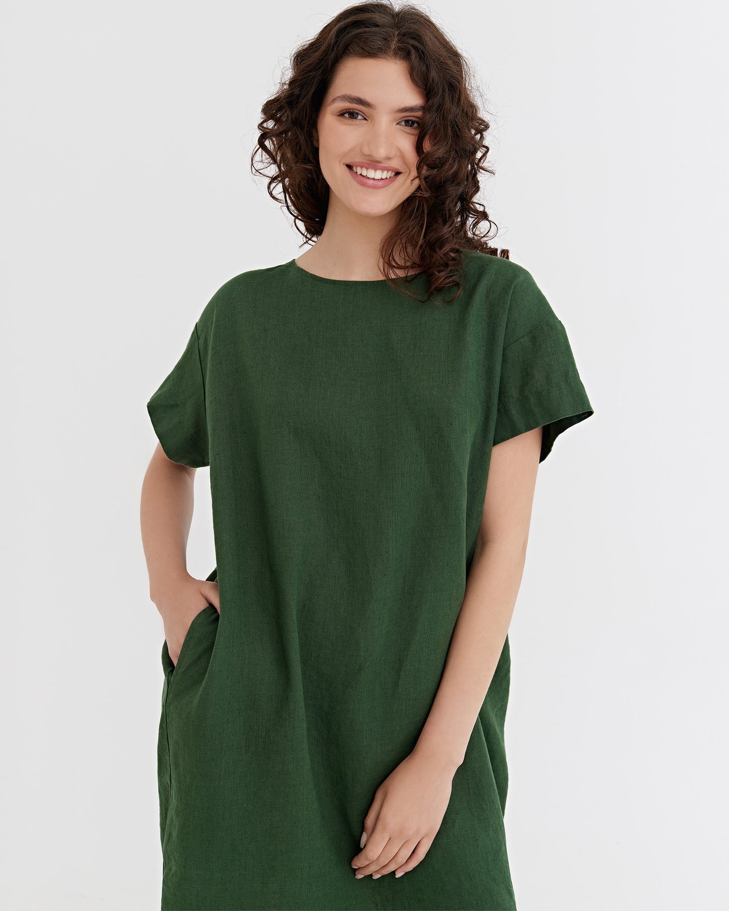 Linen mini dress SIWA in Deep green | MagicLinen