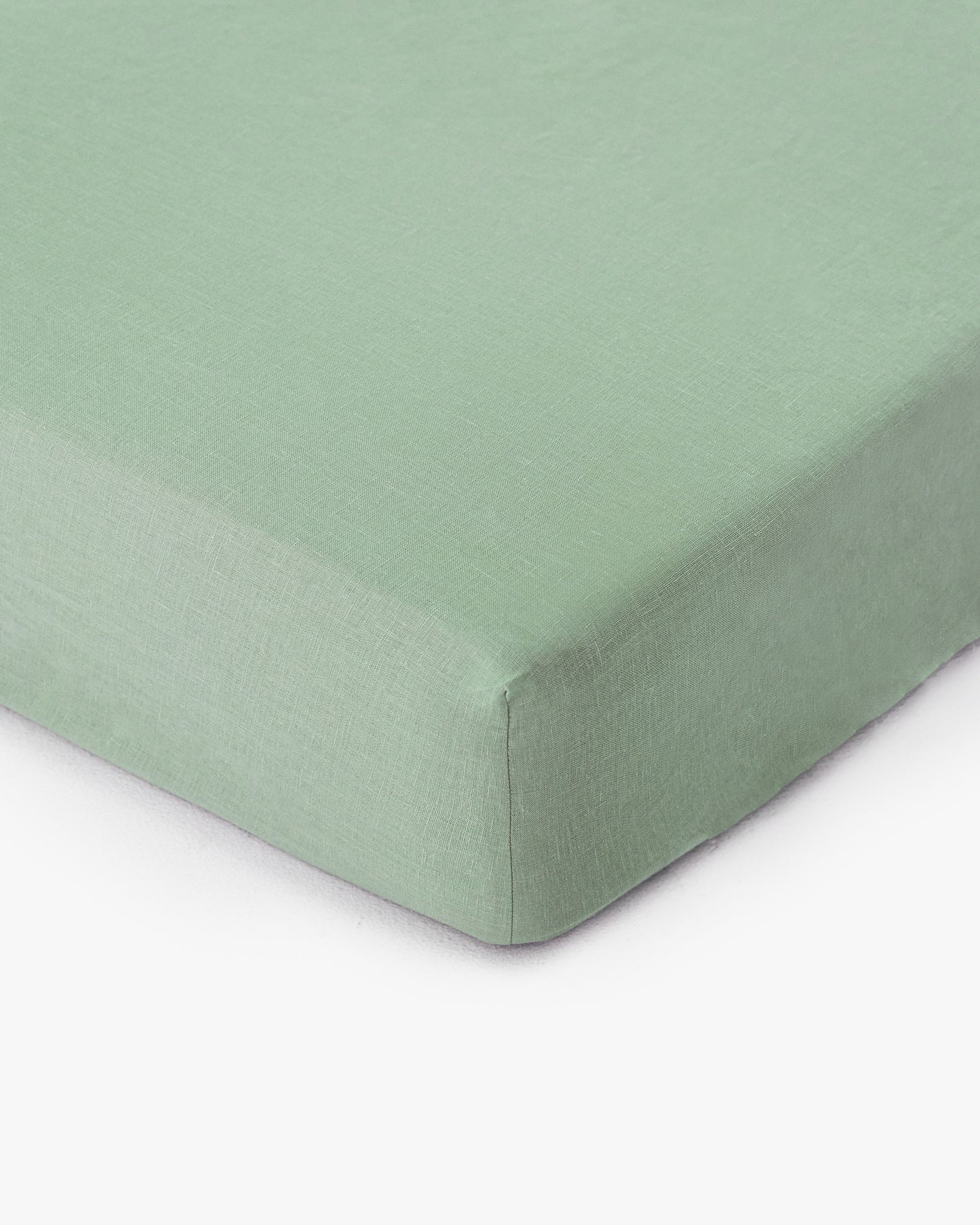 Matcha green linen fitted sheet - MagicLinen