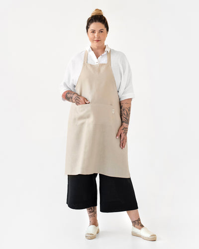 Linen bib apron in Natural linen
