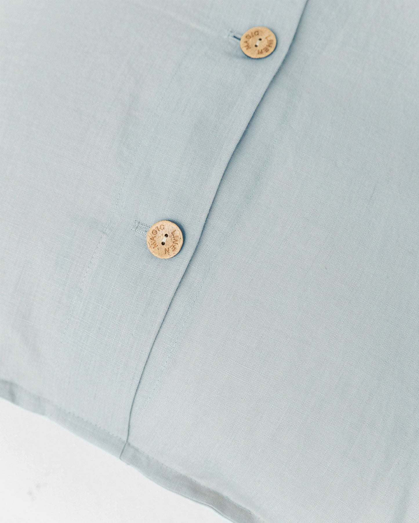 Deco Pillow Cover With Buttons in Dusty blue | MagicLinen