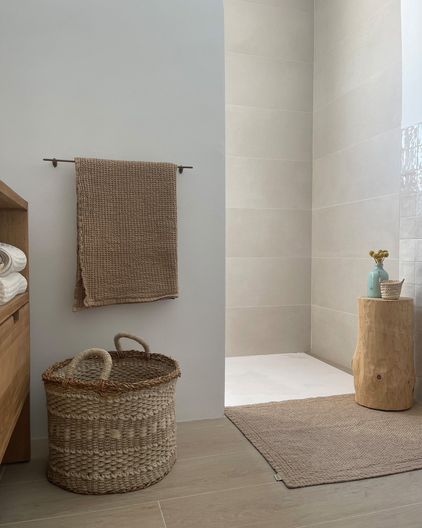Waffle Bath Mat in Beige - MagicLinen