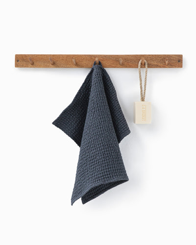 Waffle Face Towel in Dark Gray - MagicLinen