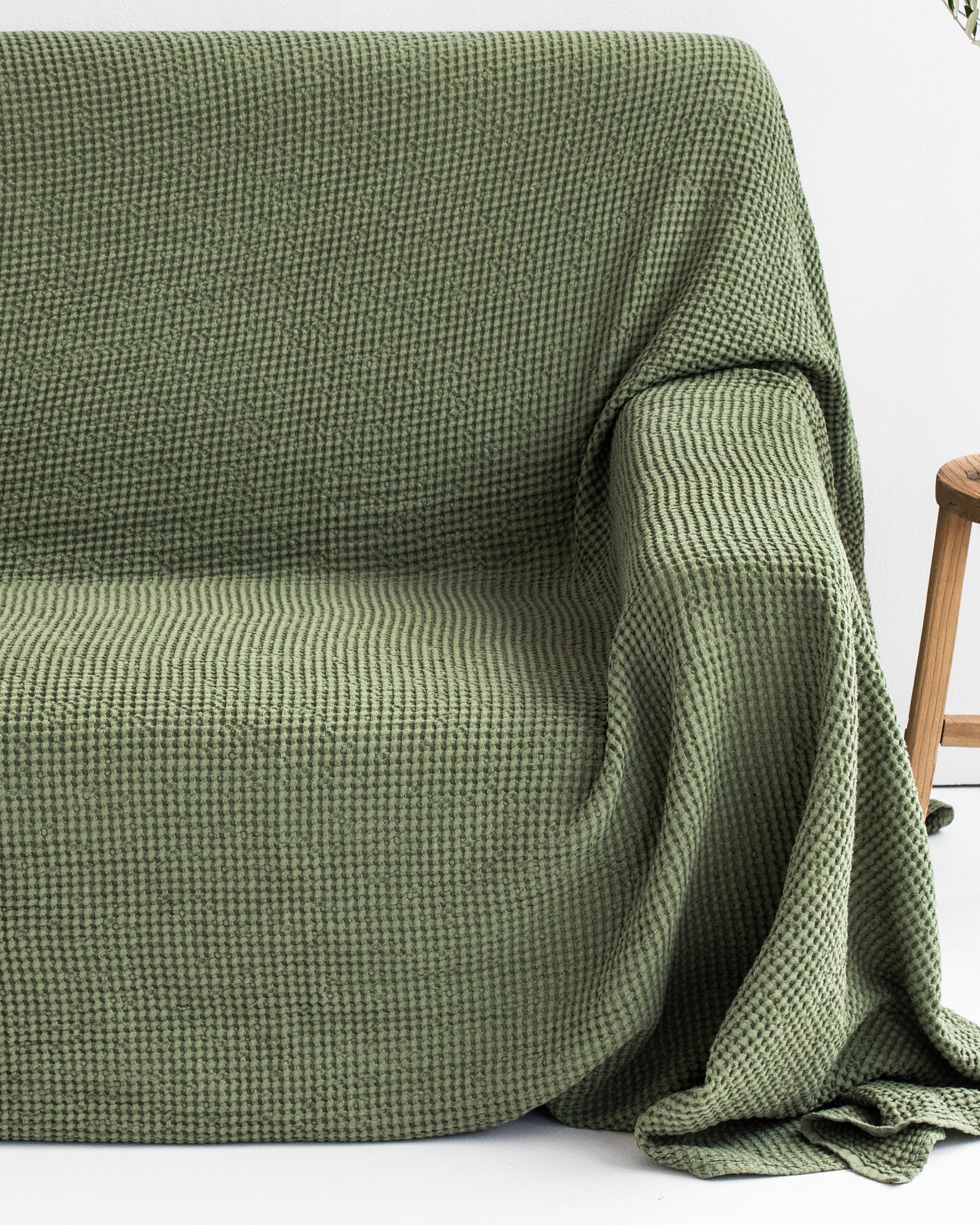 Waffle linen couch cover in Forest green - MagicLinen