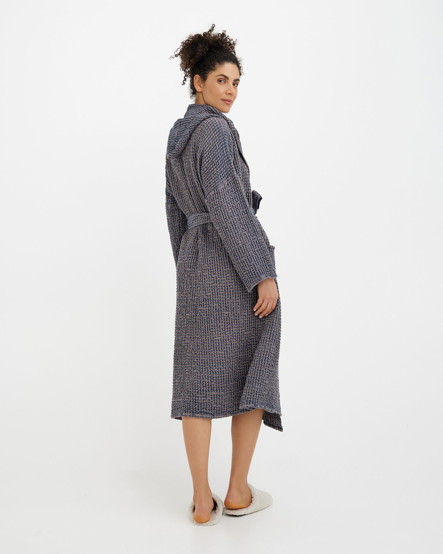 Women's waffle robe in Midnight bronze