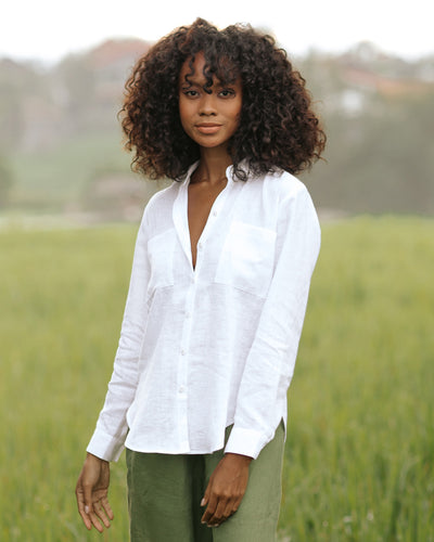 Long-sleeved linen shirt CALPE in White - MagicLinen modelBoxOn
