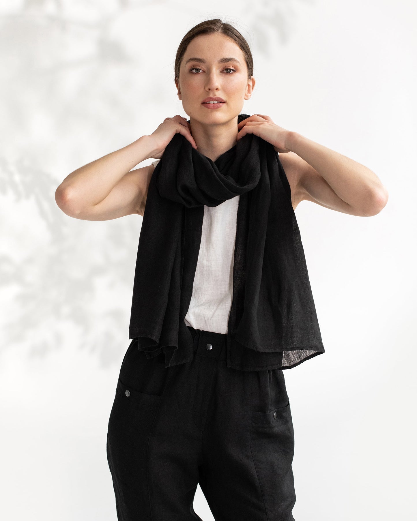 Black linen scarf - MagicLinen