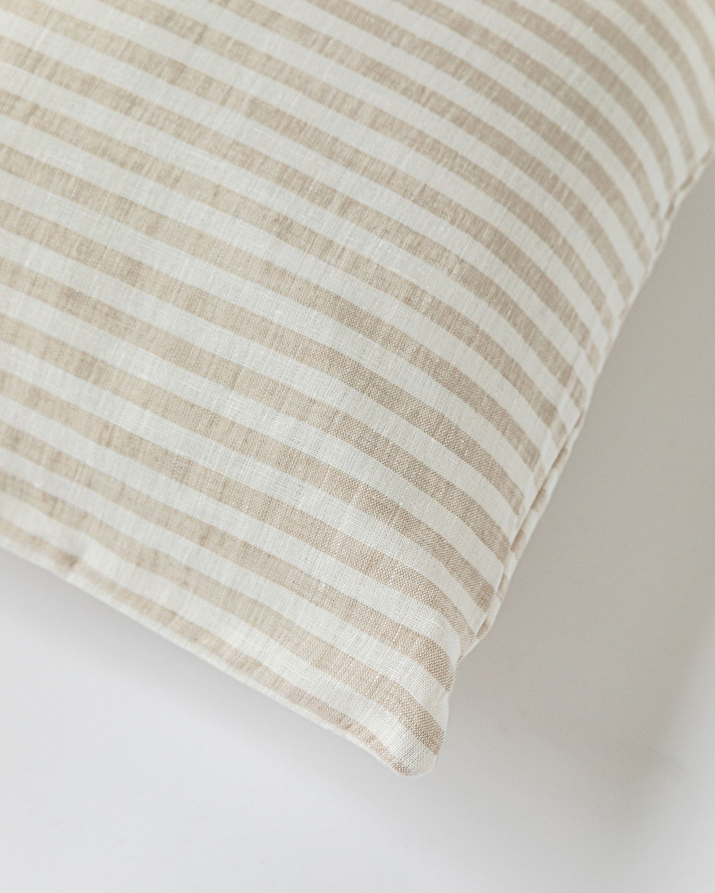 Body pillowcase in Striped in natural - MagicLinen
