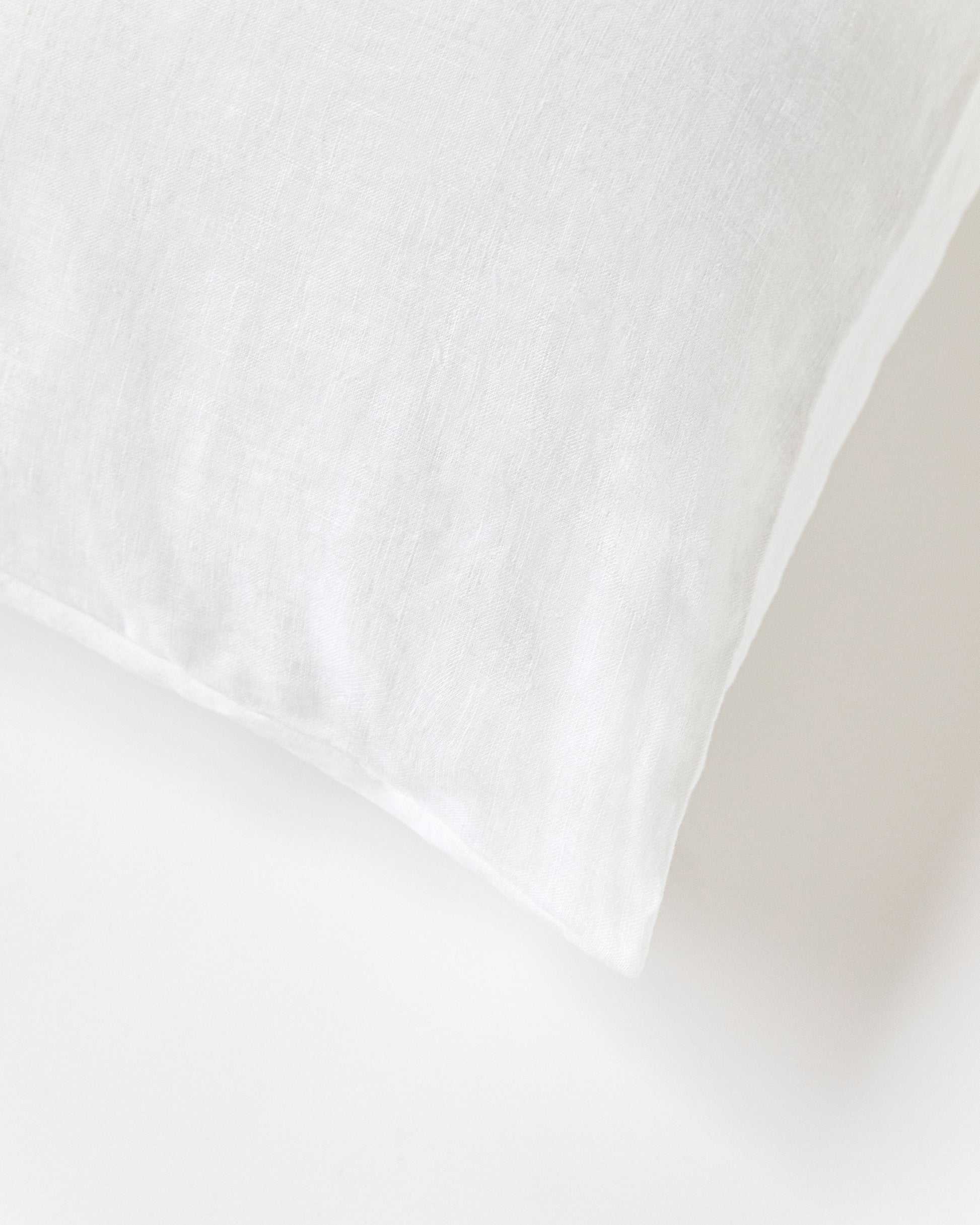Body pillowcase in White - MagicLinen