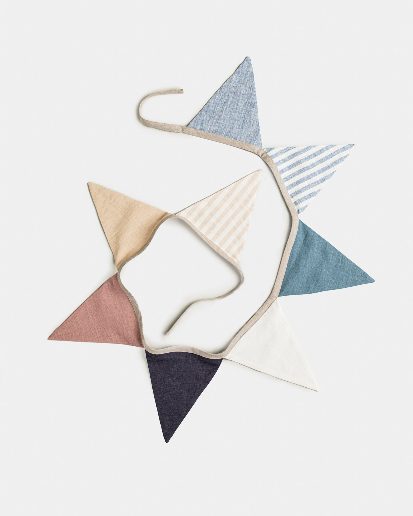 Linen bunting - MagicLinen