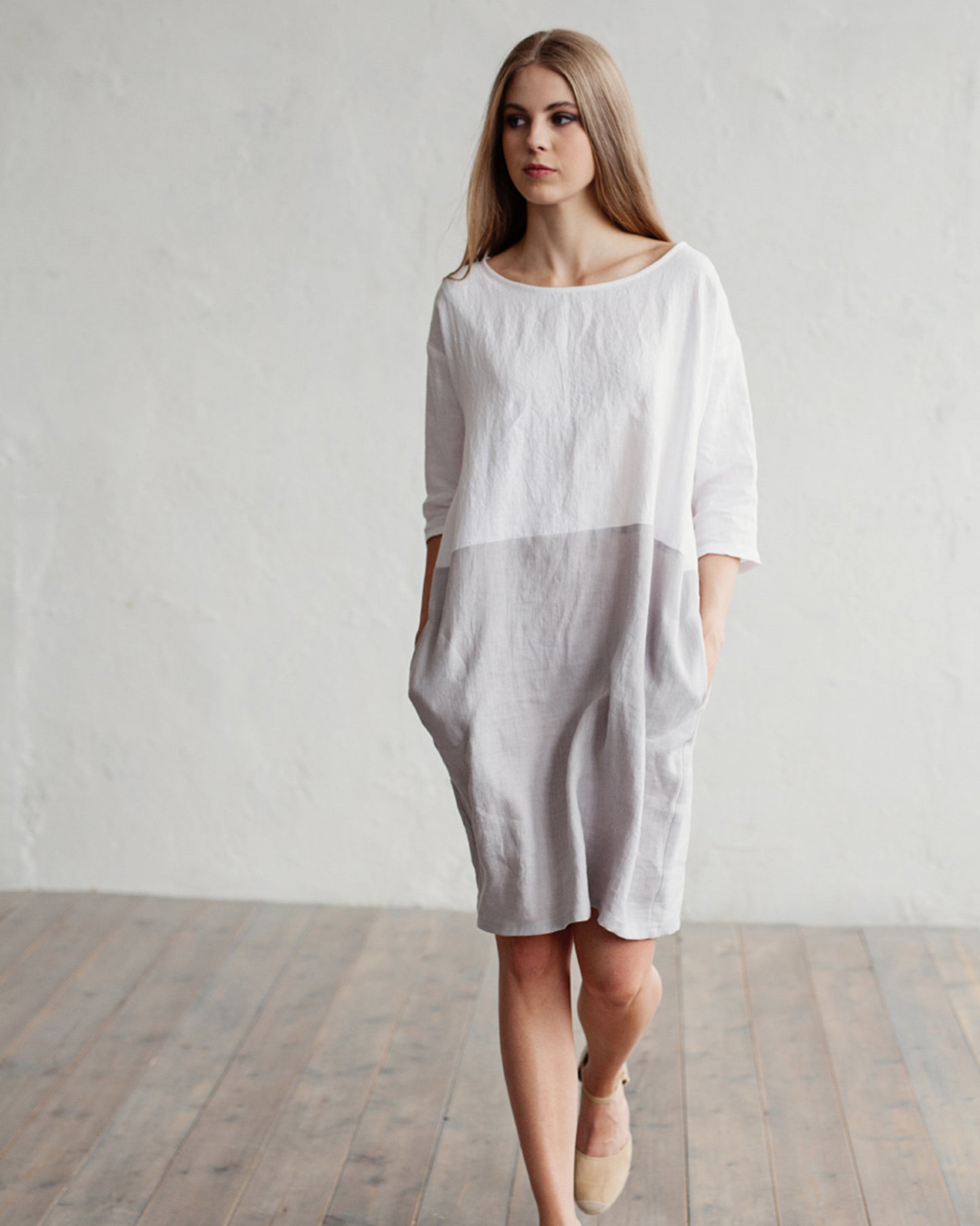 Color-block linen dress ADRIA in white-gray - MagicLinen