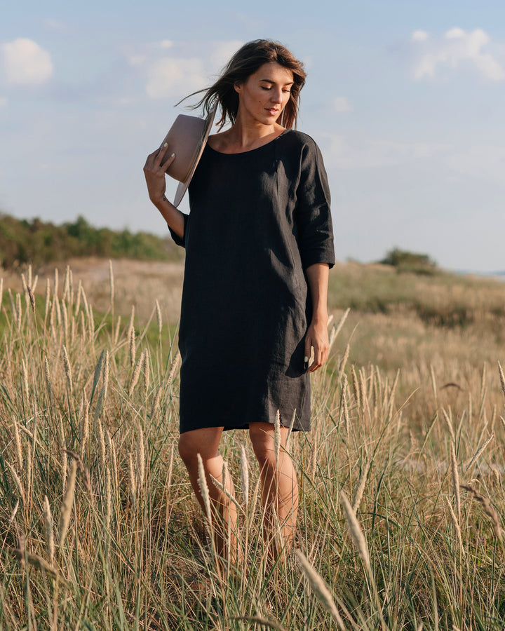 Relaxed fit linen dress ARUBA in black - MagicLinen