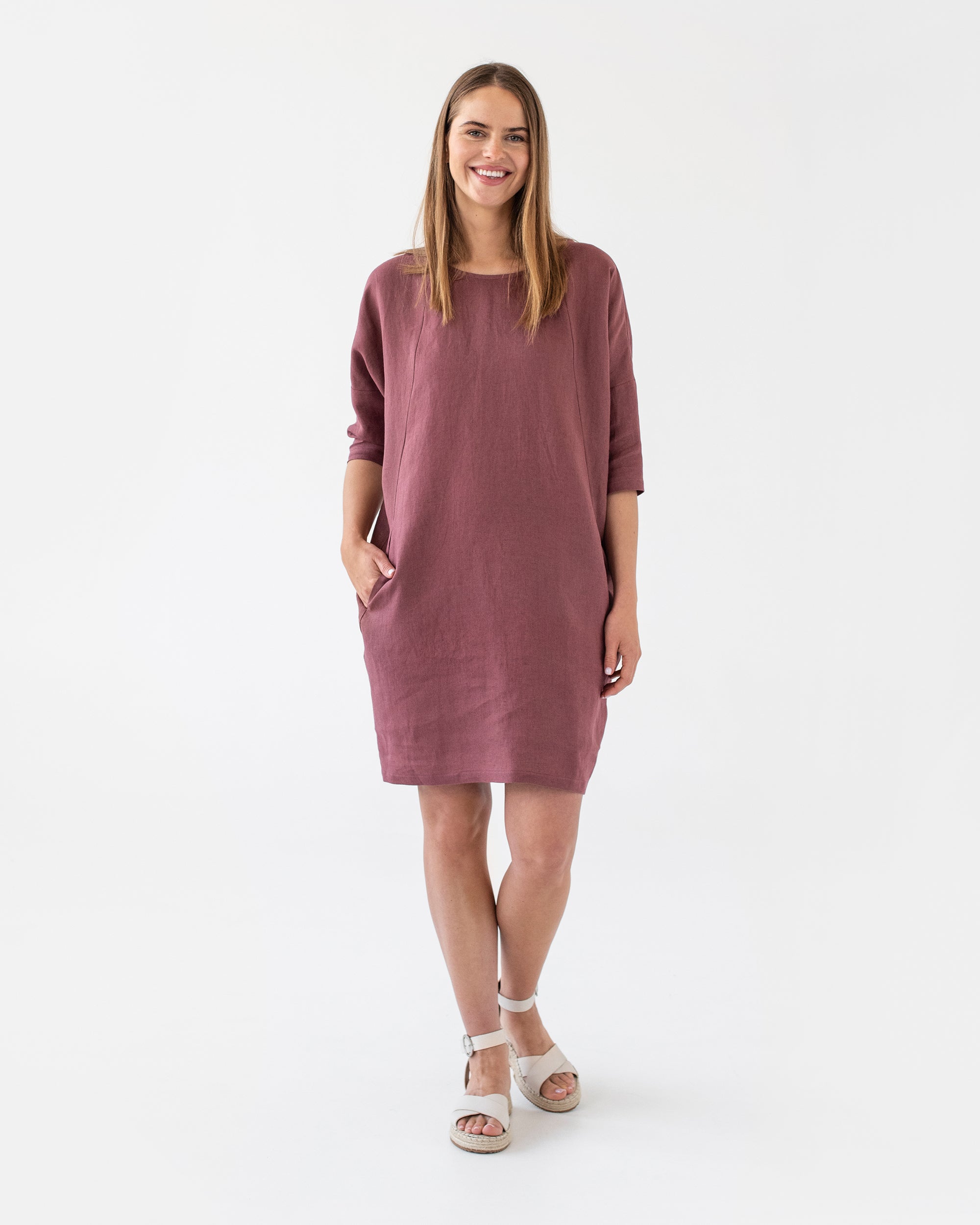 Loose Linen Dress ARUBA in Plum Loose Linen Dress ARUBA in Plum