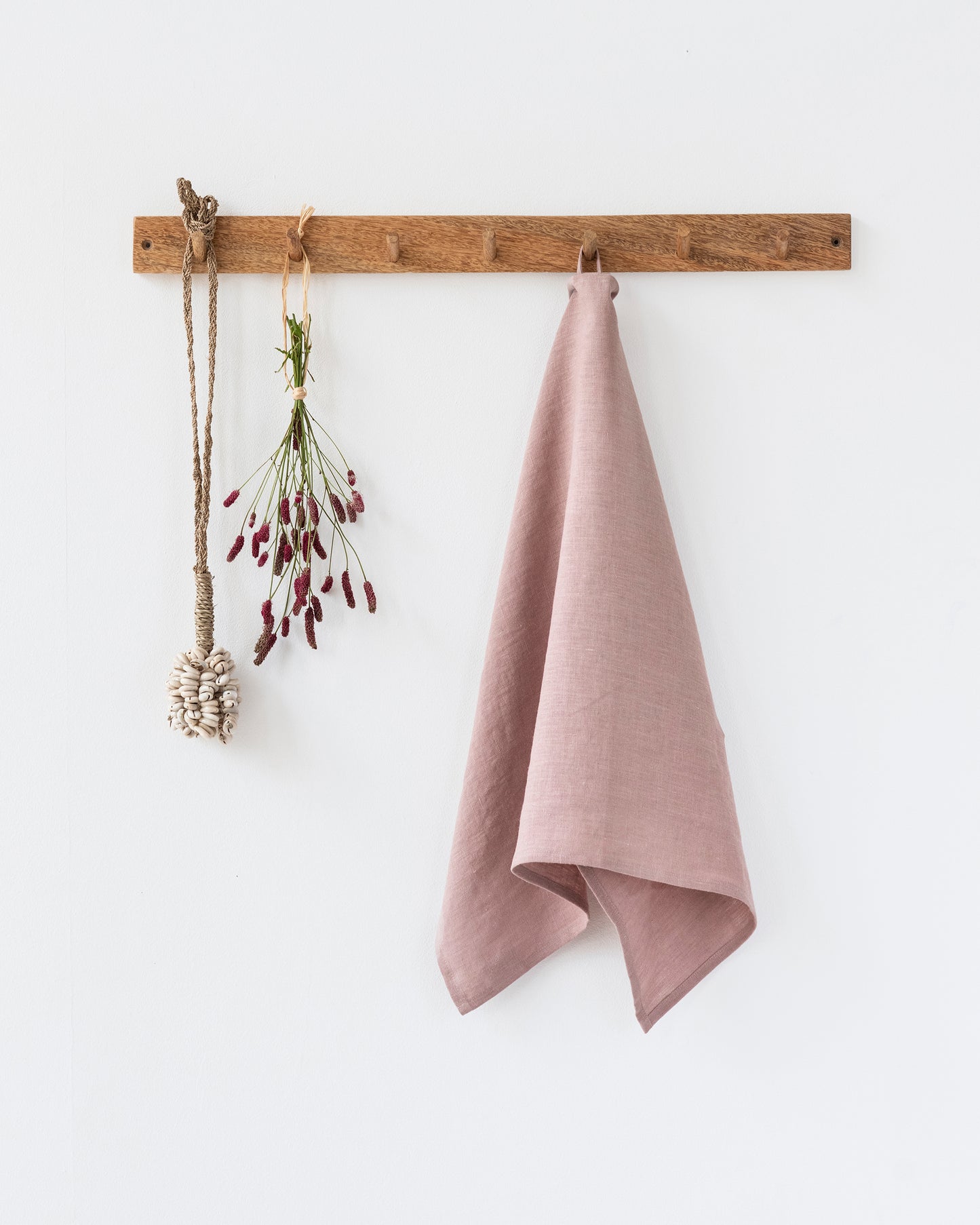 Linen tea towel in Woodrose - MagicLinen