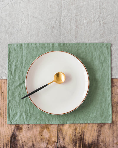 Matcha green linen placemat set of 2 - MagicLinen