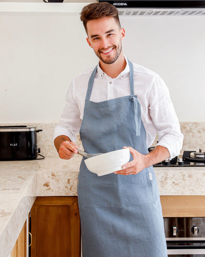 Men's linen bib apron in Gray blue - MagicLinen