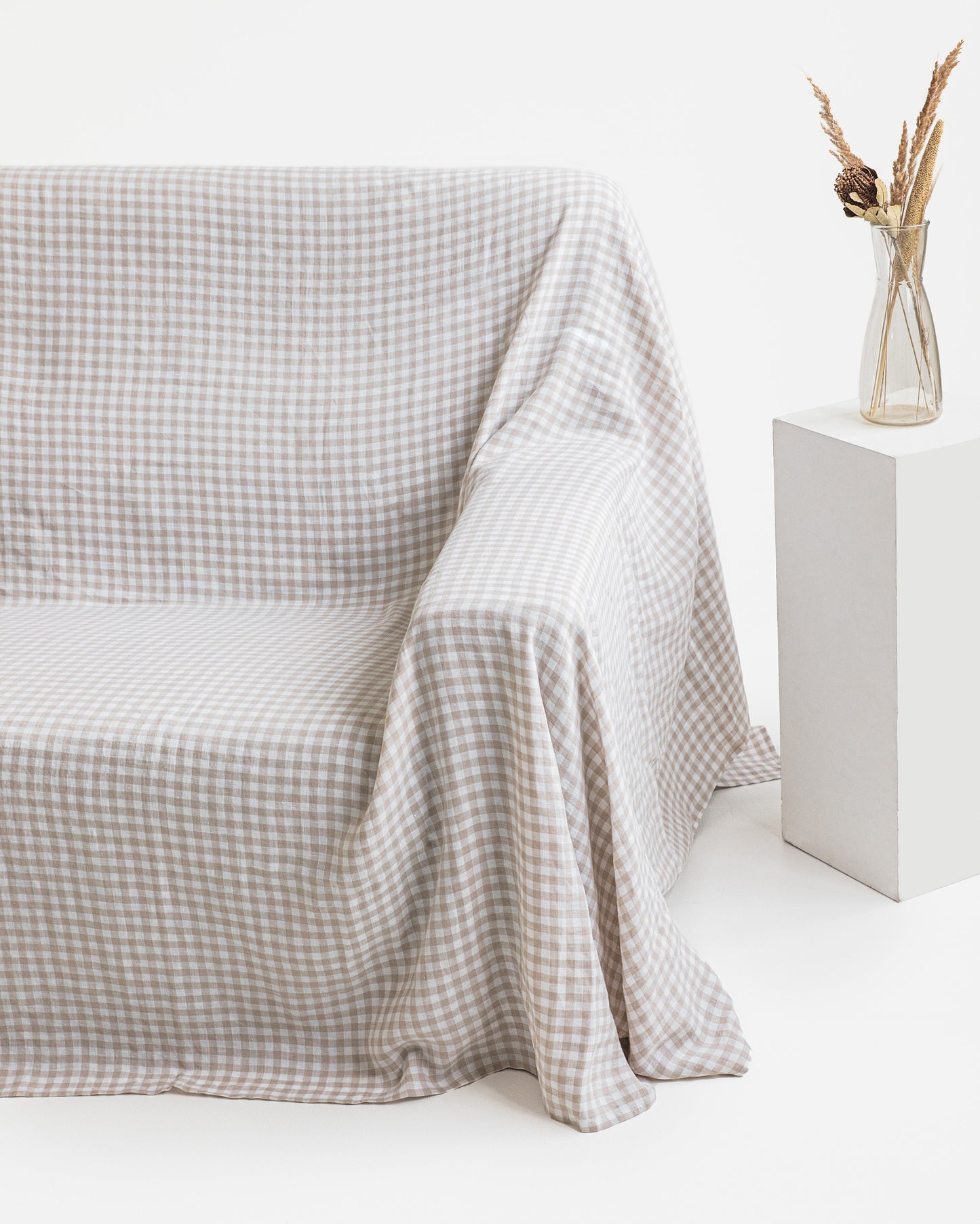 Linen couch cover in Natural gingham - MagicLinen