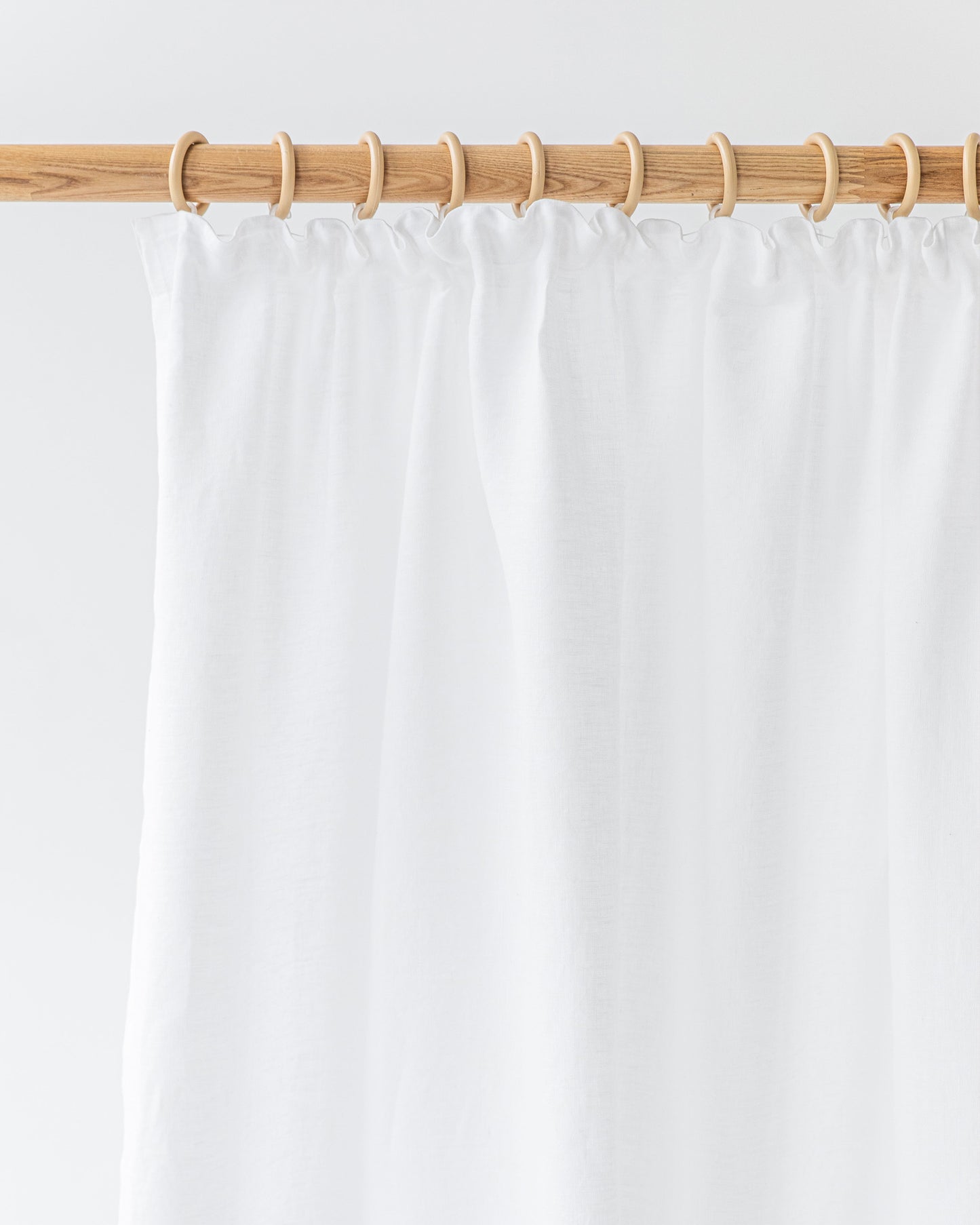 Pencil pleat linen curtain panel (1 pcs) in White - MagicLinen
