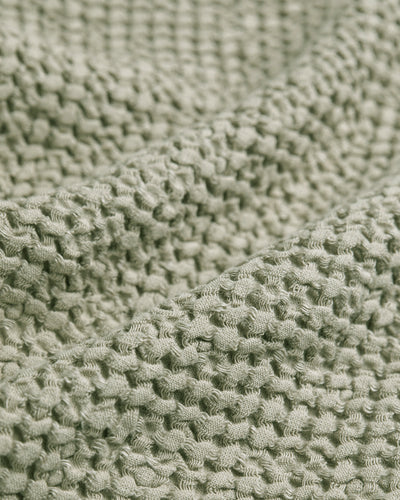 Pistachio green waffle blanket - MagicLinen