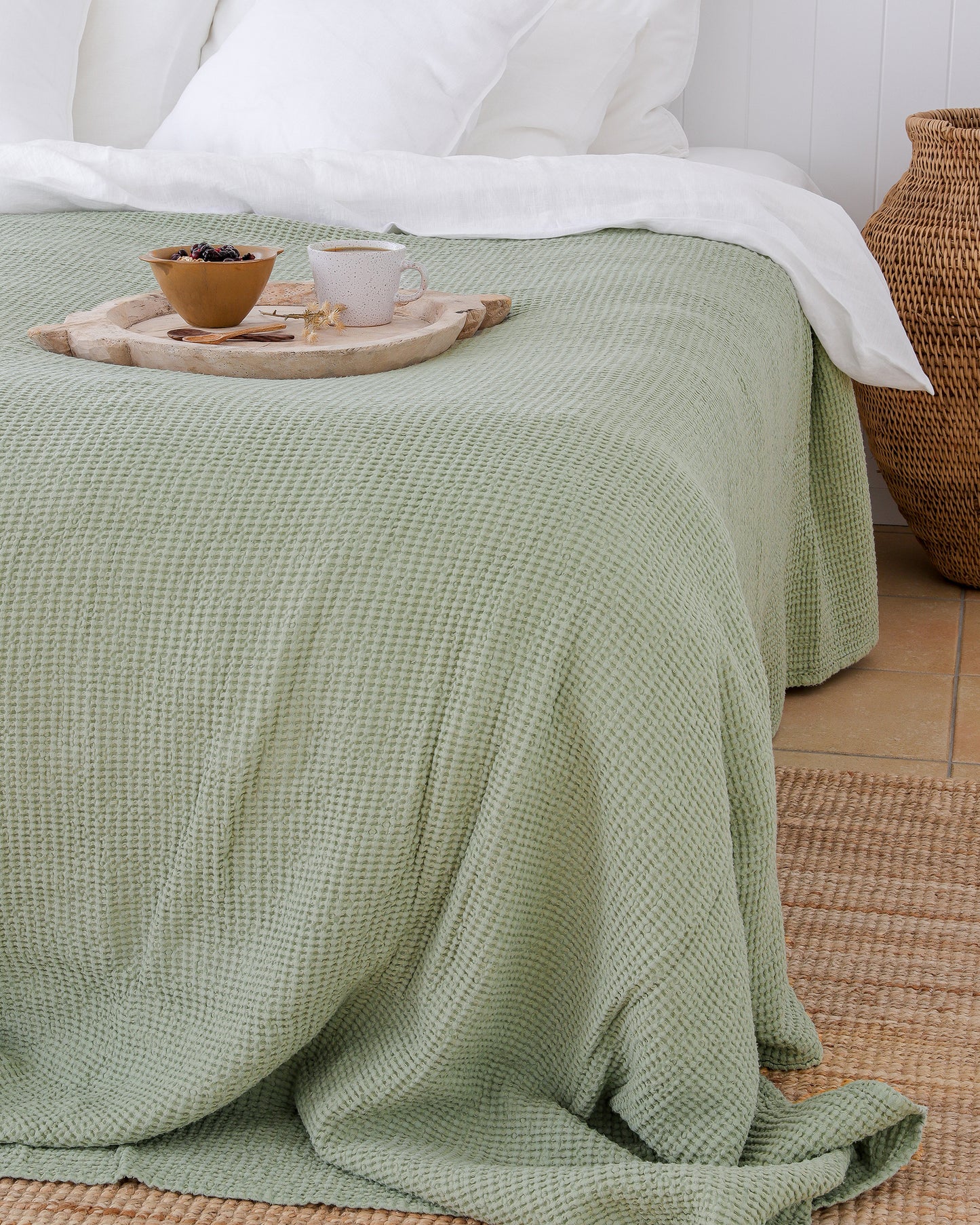 Pistachio green waffle blanket - MagicLinen