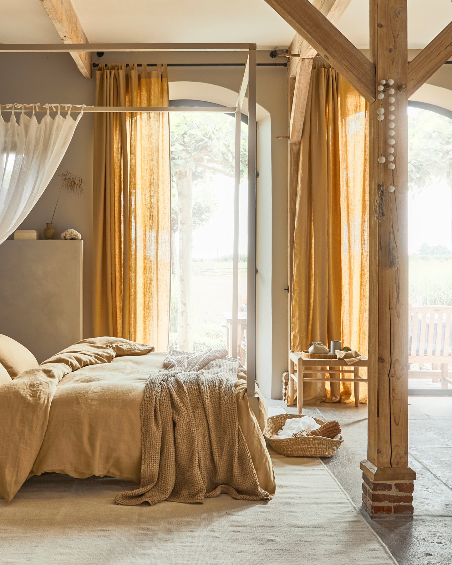 Tab top linen curtain panel (1 pcs) in Sandy beige - MagicLinen