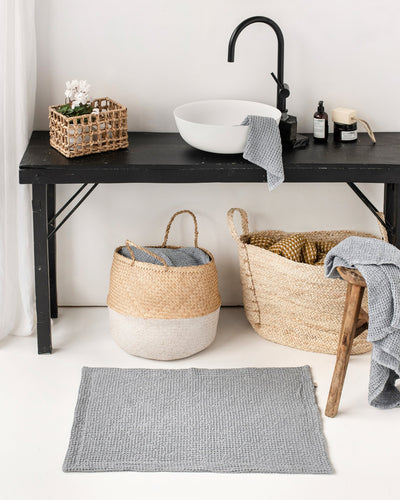 Waffle Bath Mat in Light gray - MagicLinen