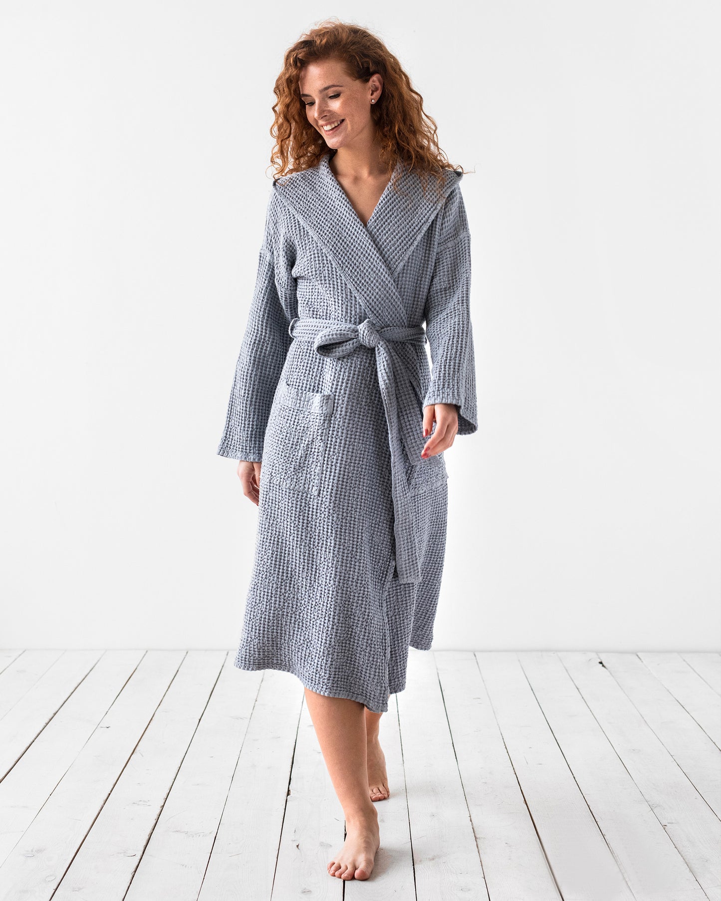 Women's waffle robe in Light gray - MagicLinen