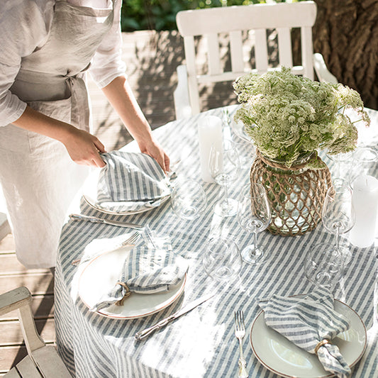 Dining Alfresco: A Guide to Elegant Outdoor Tablescapes