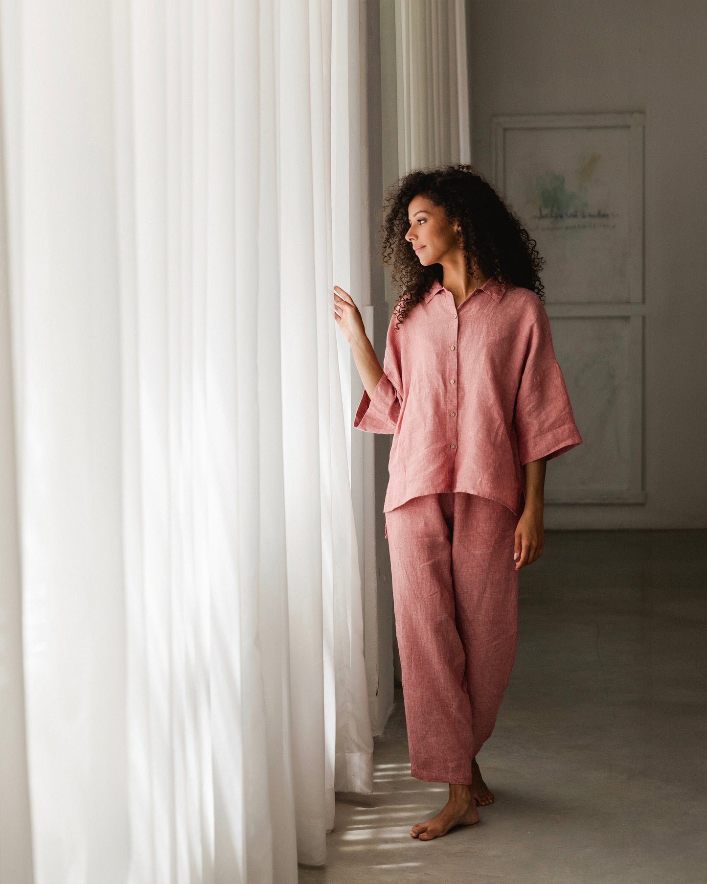 Linen pajama set AVEIRA in Cranberry - MagicLinen