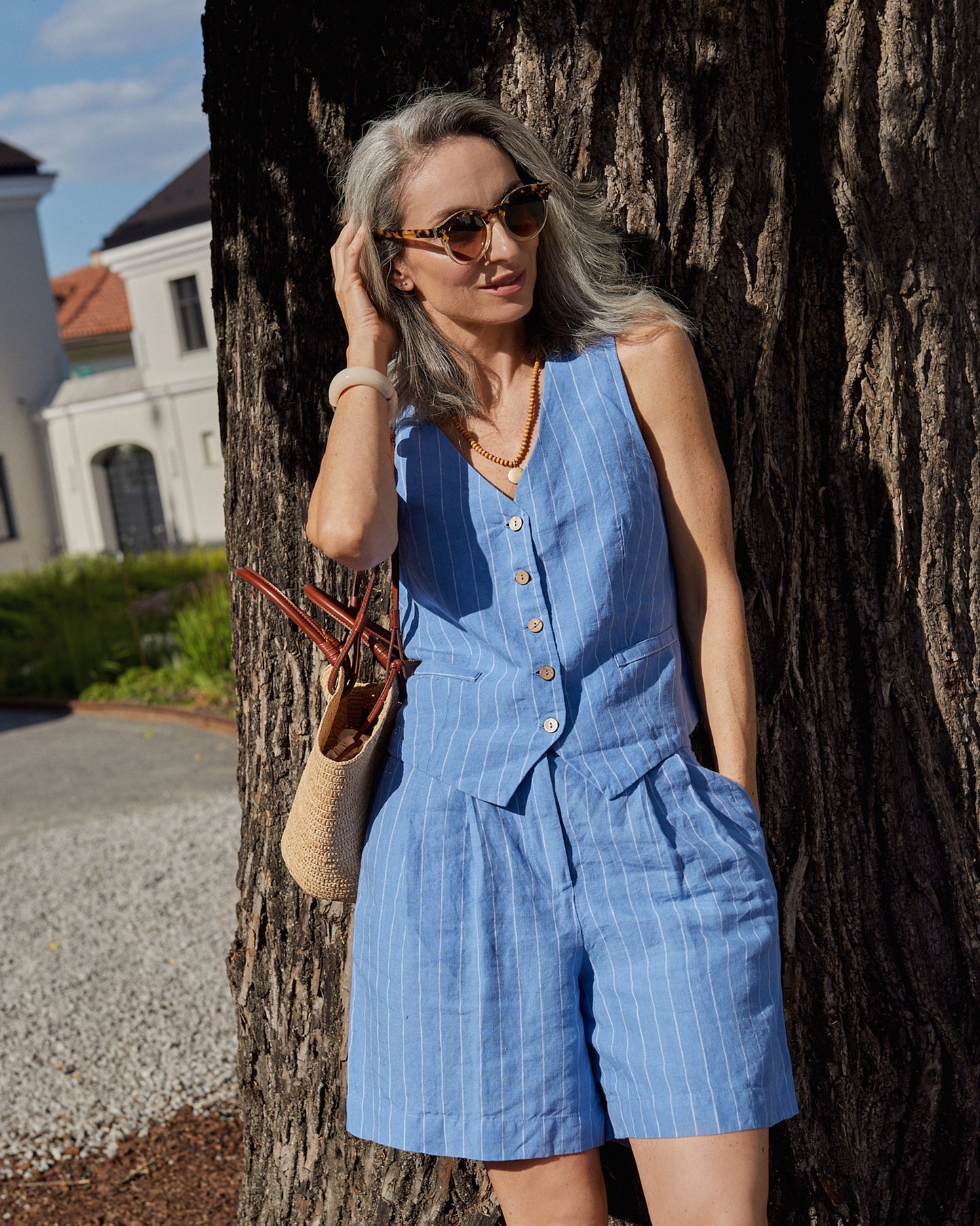 Classic linen vest OBIDOS in Blue stripes - MagicLinen