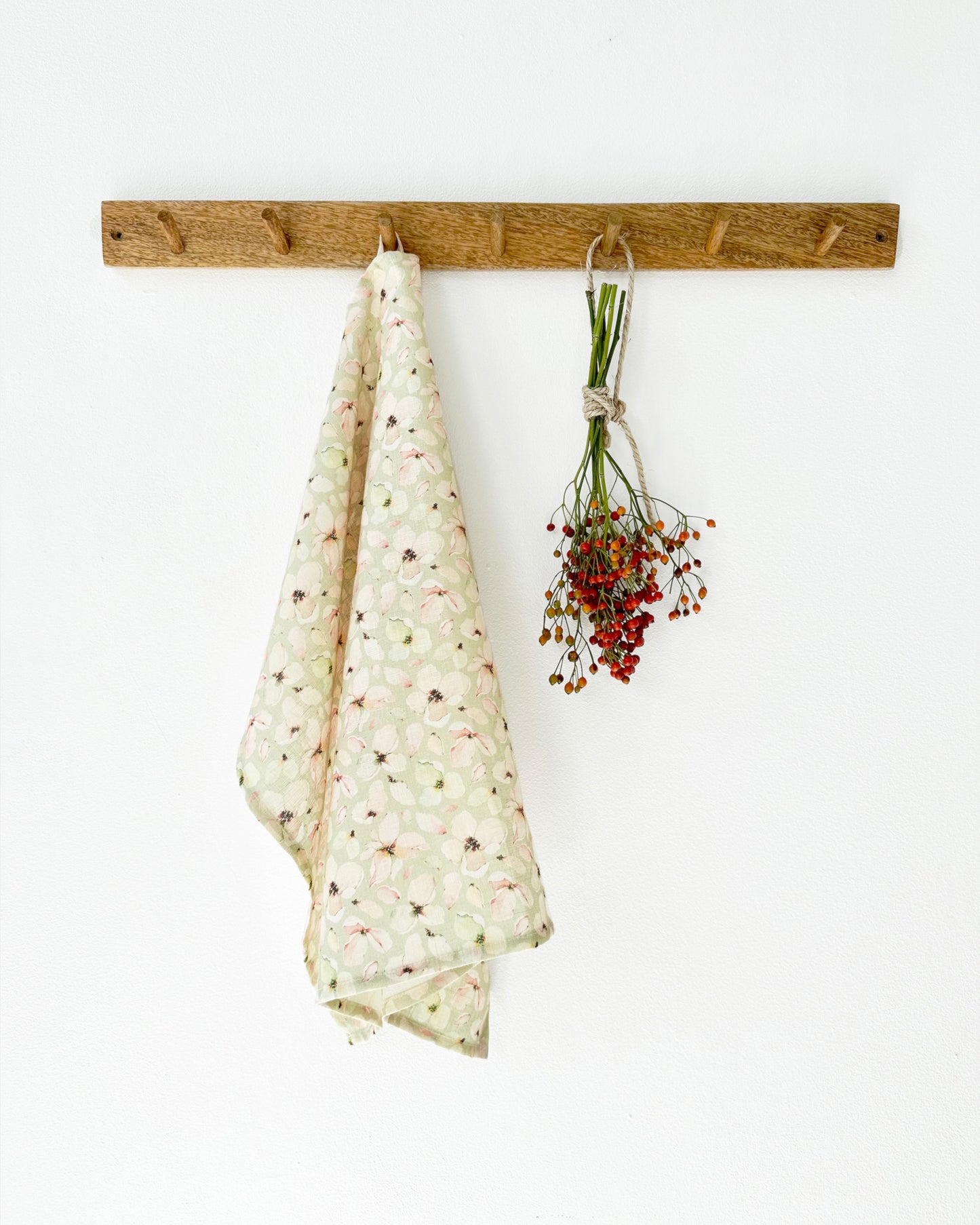 Linen tea towel in Floral print | MagicLinen