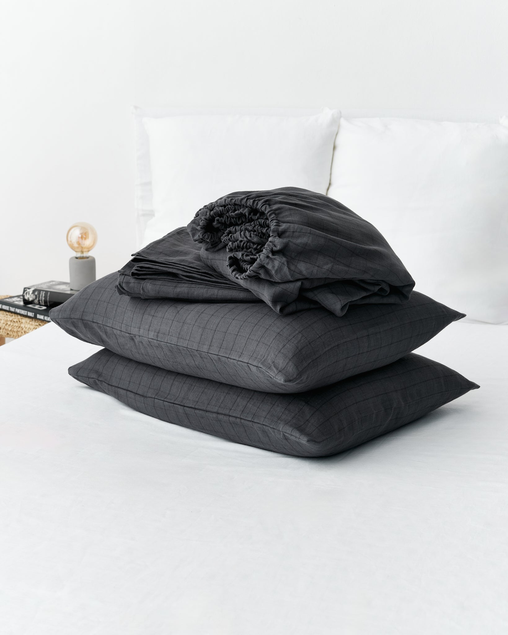 Charcoal windowpane Linen Sheet Set | MagicLinen