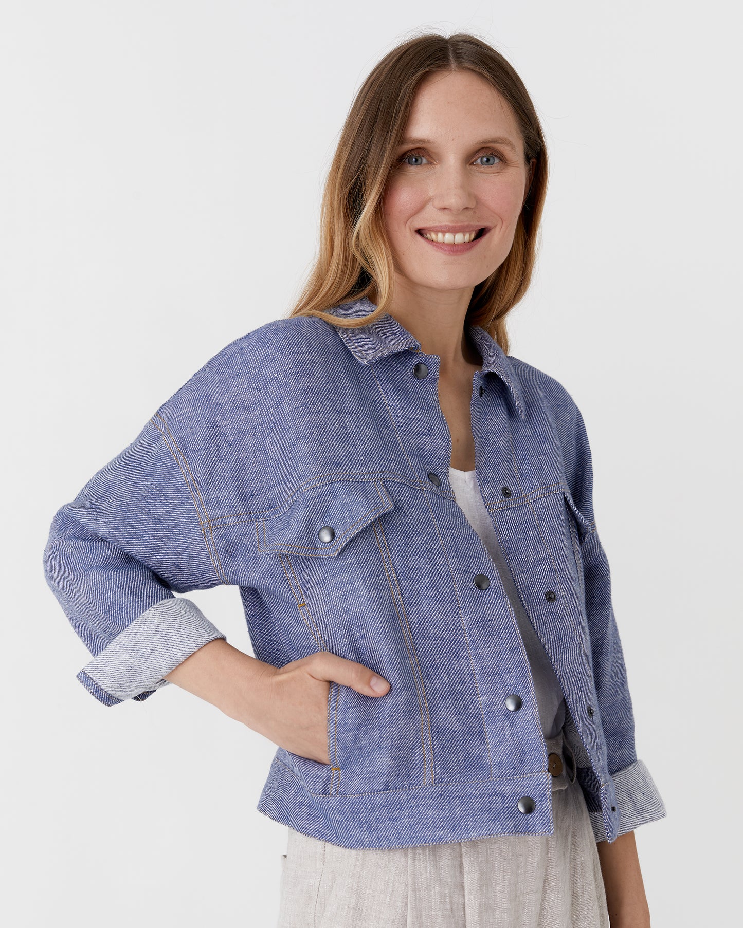 Cropped linen jacket LEURA in Denim - MagicLinen