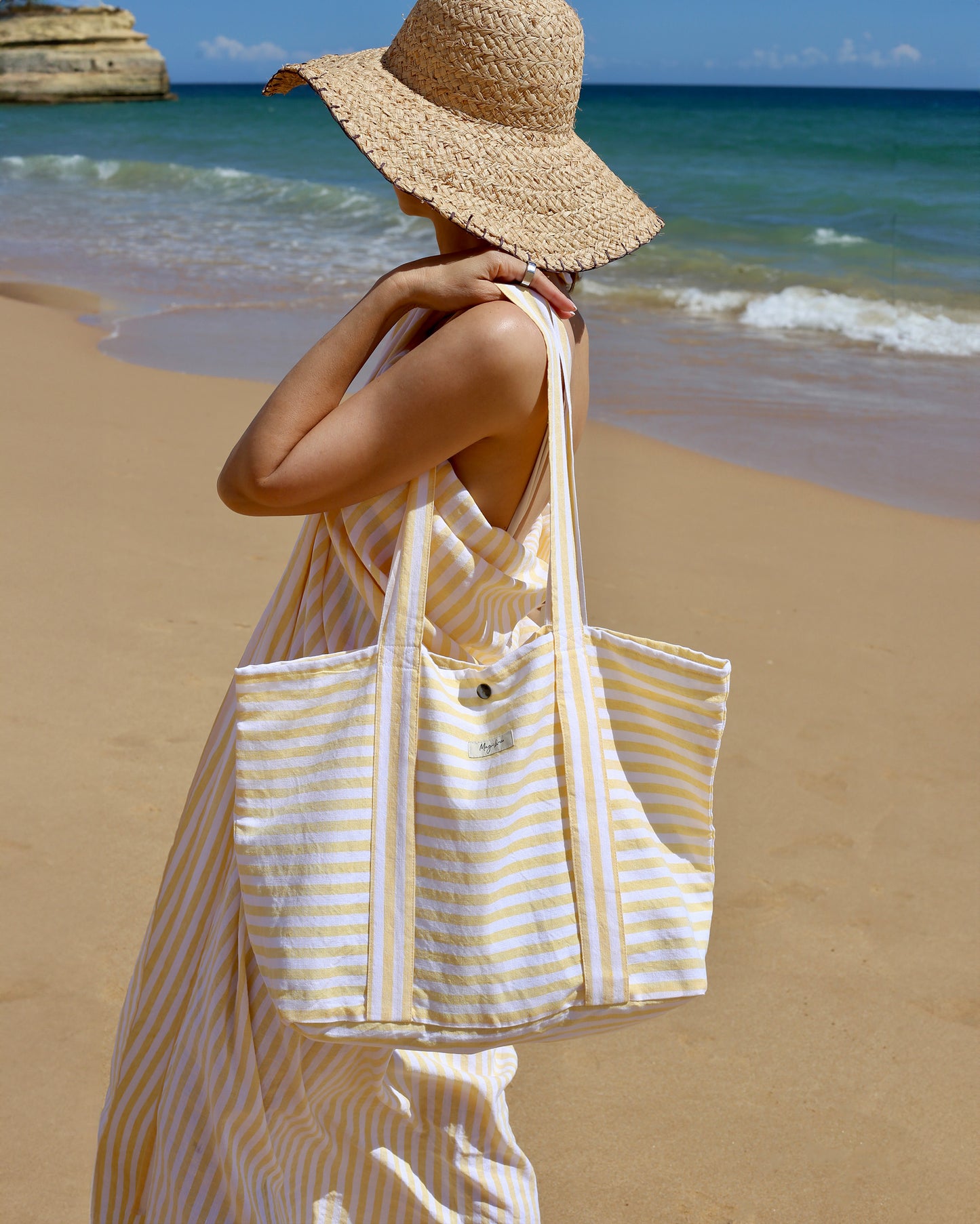 Linen beach bag in Striped yellow - MagicLinen