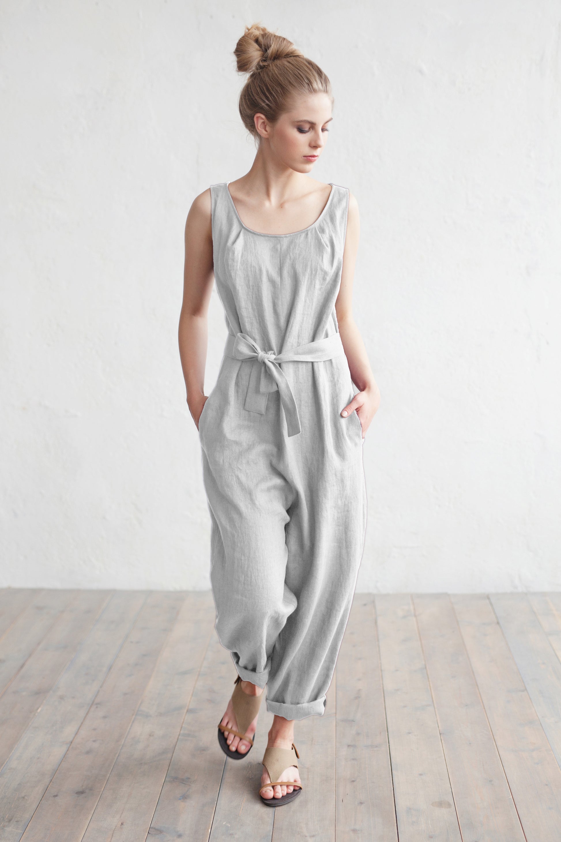 Light gray medium weight linen fabric (190 g/m2) - MagicLinen Light gray medium weight linen fabric (190 g/m2) - MagicLinen