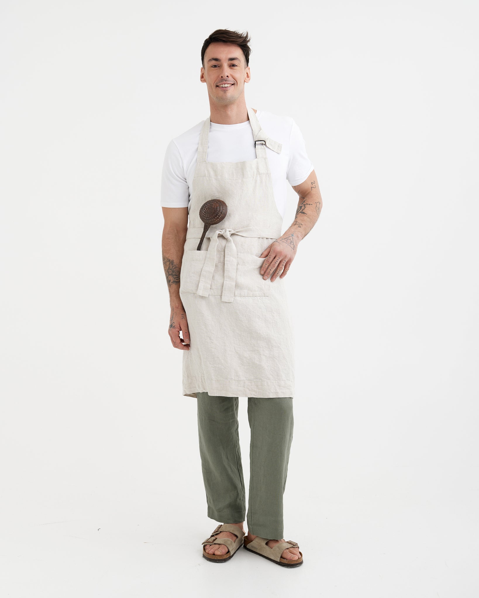 Top-Rated Linen Aprons – Stylish & Certified Kitchen Essentials