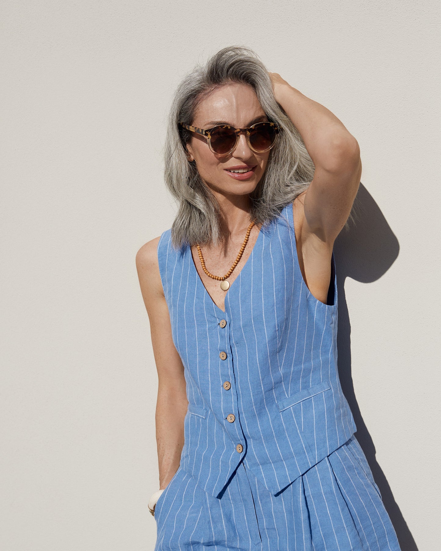 Classic linen vest OBIDOS in Blue stripes - MagicLinen