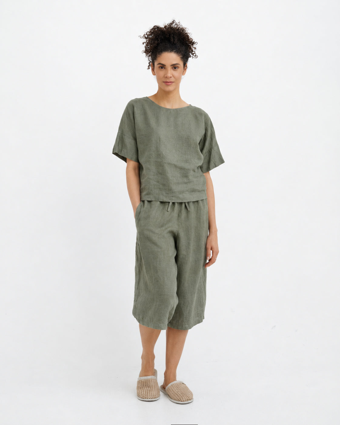 Leinen-Pyjama-Set AVEIRA in Schwarz