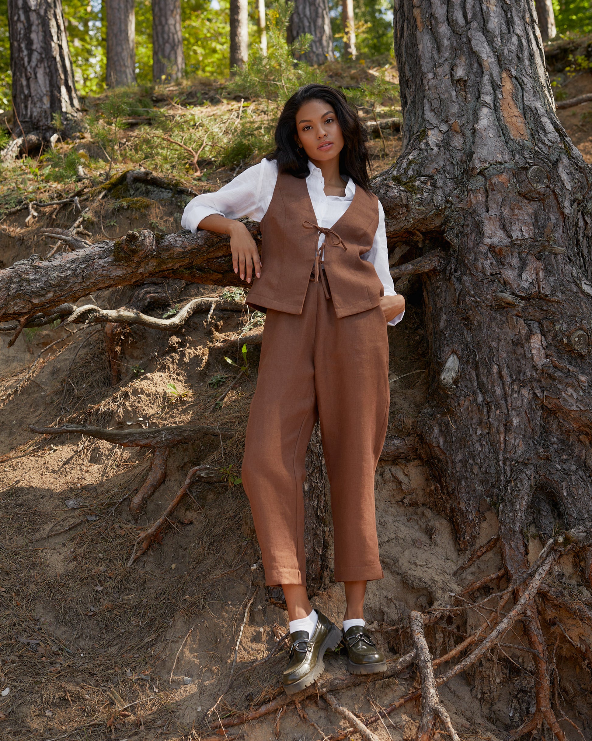 Linen vest with ties SEDILO in Cacao brown | MagicLinen