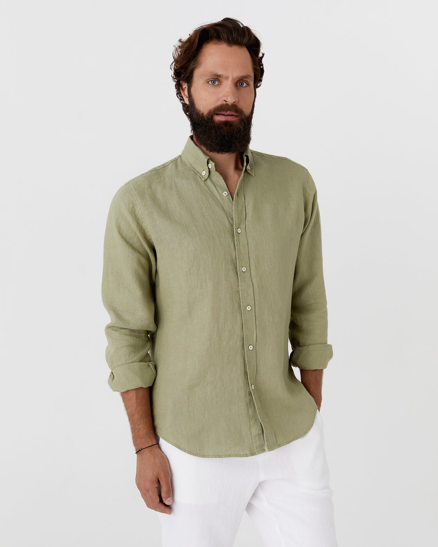 Classic men's linen shirt SINTRA in Sage - MagicLinen modelBoxOn