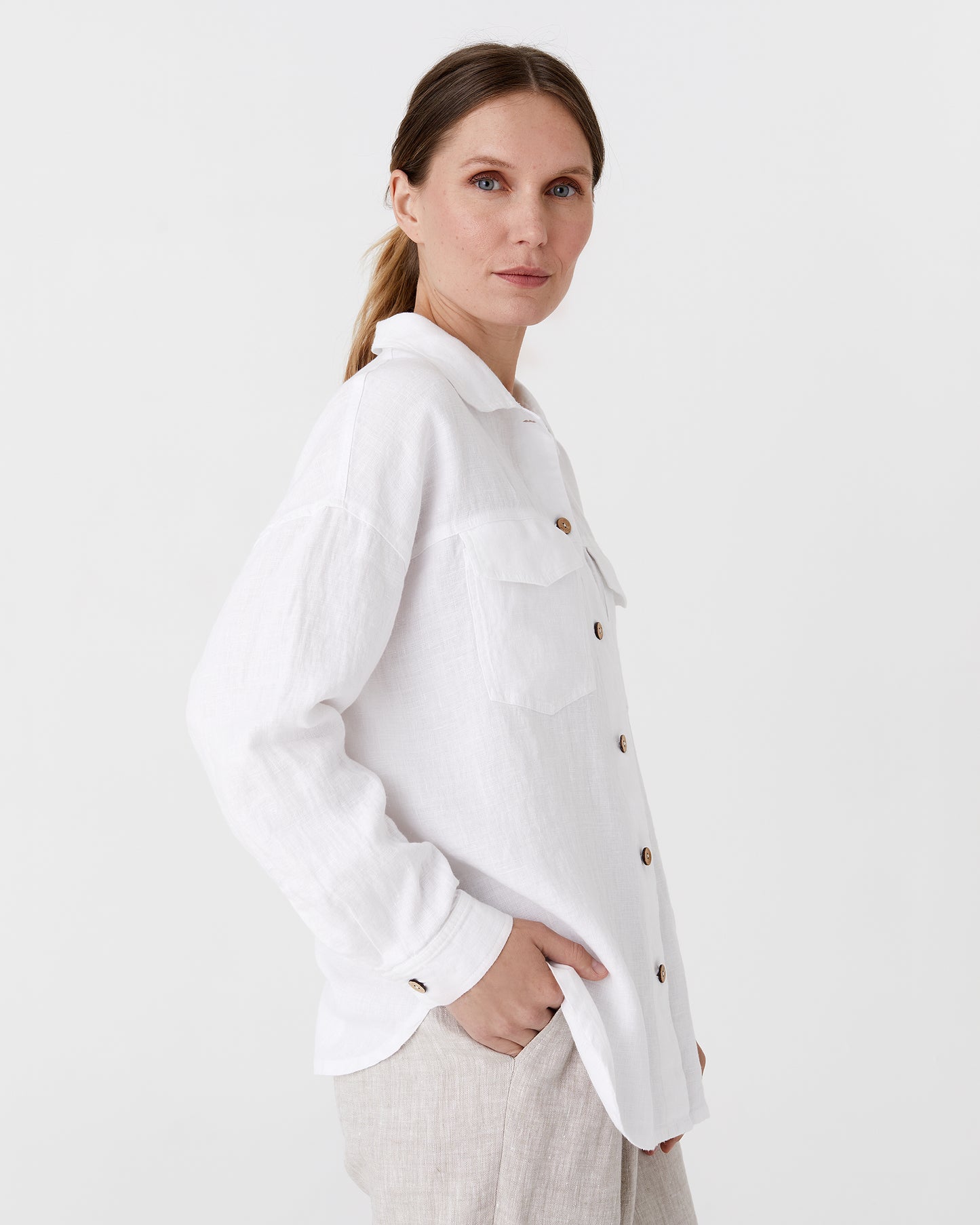 Oversized linen shirt SUMBA in White - MagicLinen