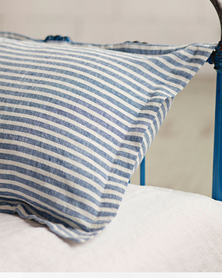 Linen pillow sham in Striped in blue | Striped in blue