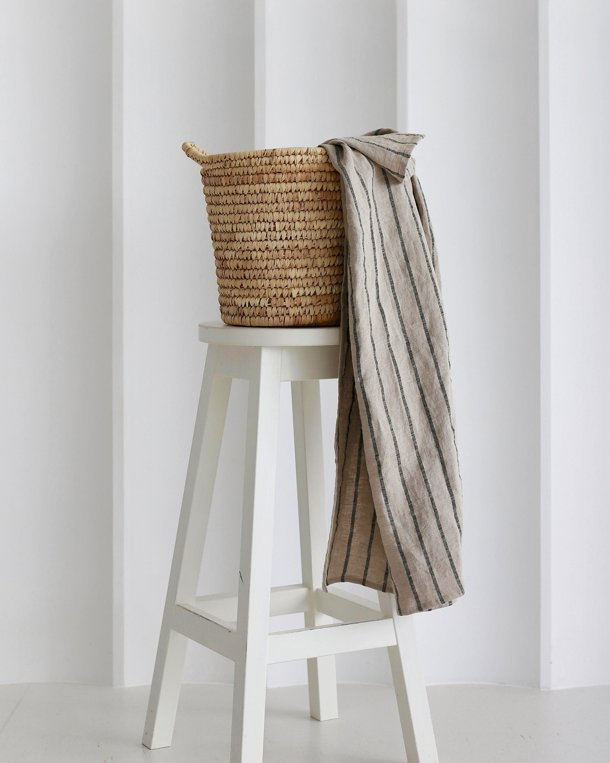 Linen Beach Towel in Subtle lines | Beach blanket | MagicLinen